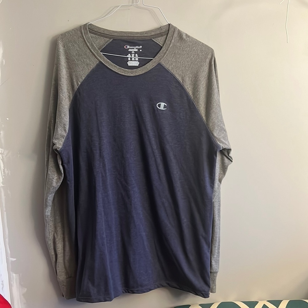 Champion long sleeve tee